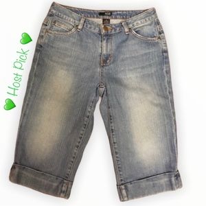 🎉HP🎉 a.n.a. Cropped Jeans